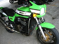 �o�C�N4