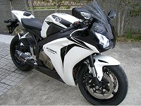 �o�C�N9