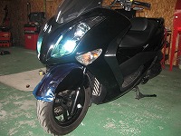 �o�C�N8